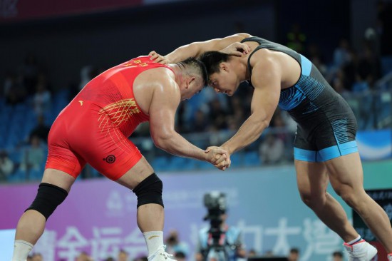 全运会丨向下扎根 向上突破——十五运会摔跤项目展现奥运新周期信心