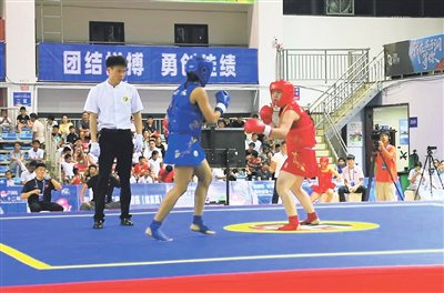黔南州代表队斩获竞技体育组首金
