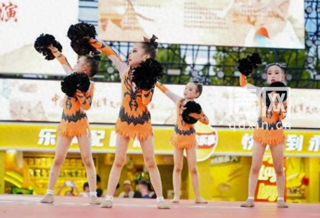 山东体育文化艺术展演落地金沙滩啤酒城 激情劲舞互动智能科技